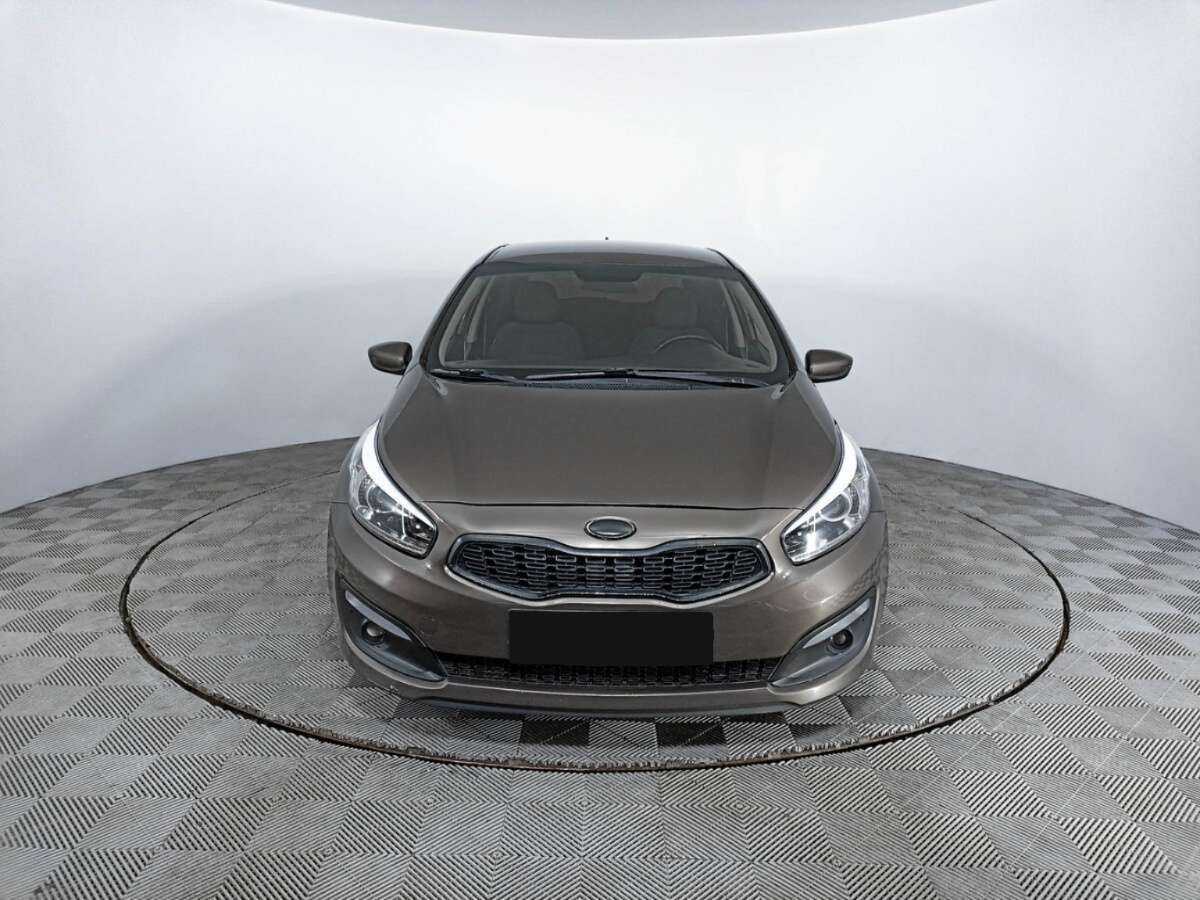 Киа Сид б/у, 2018, Автоматическая. Фото: #1