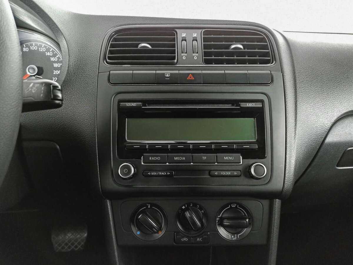 Фольксваген Поло б/у, 2017, Автоматическая. Фото: #12