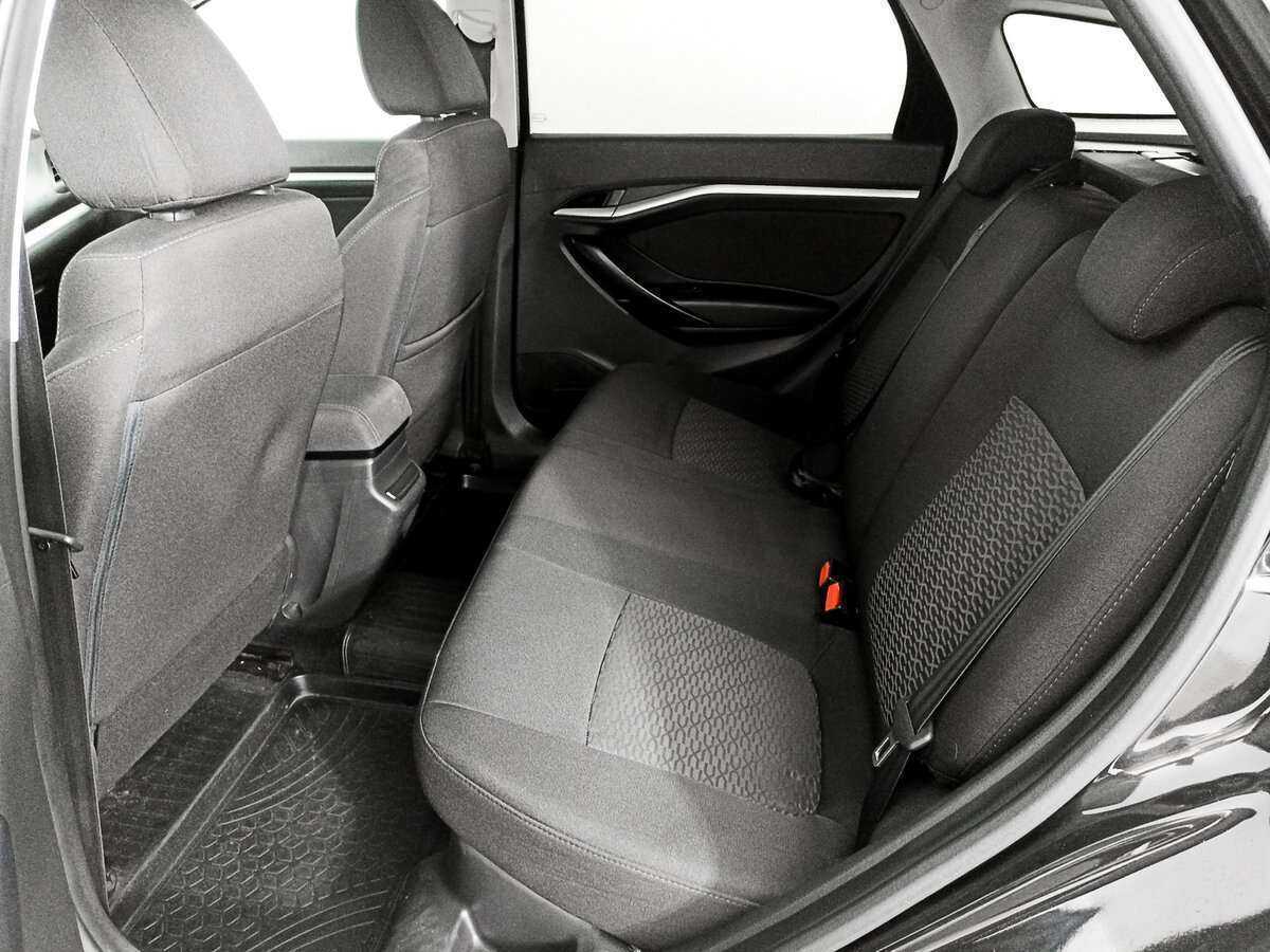 Лада (ВАЗ) Веста б/у, 2019, Механическая. Фото: #9