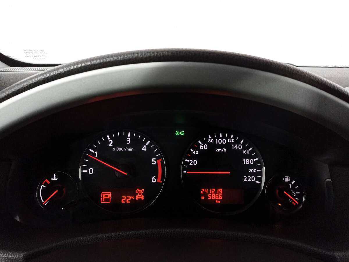 Ниссан Патфайндер б/у, 2014, Автоматическая. Фото: #9