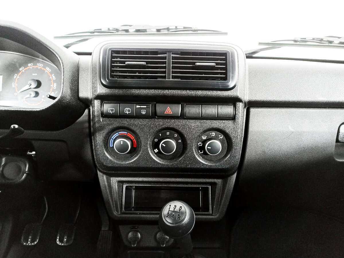 Лада (ВАЗ) Нива Лэдженд б/у, 2022, Механическая. Фото: #12