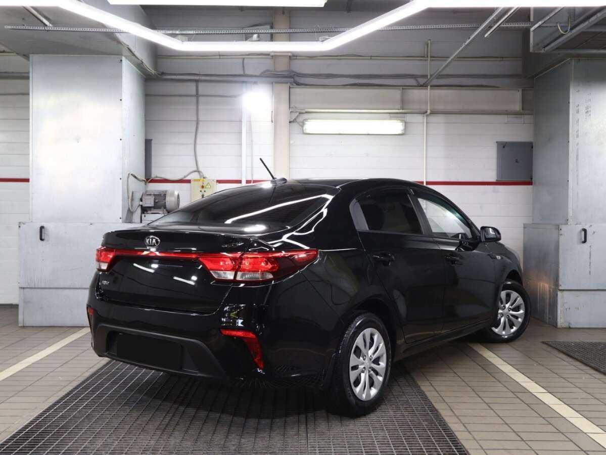 Киа Рио б/у, 2017, Автоматическая. Фото: #1