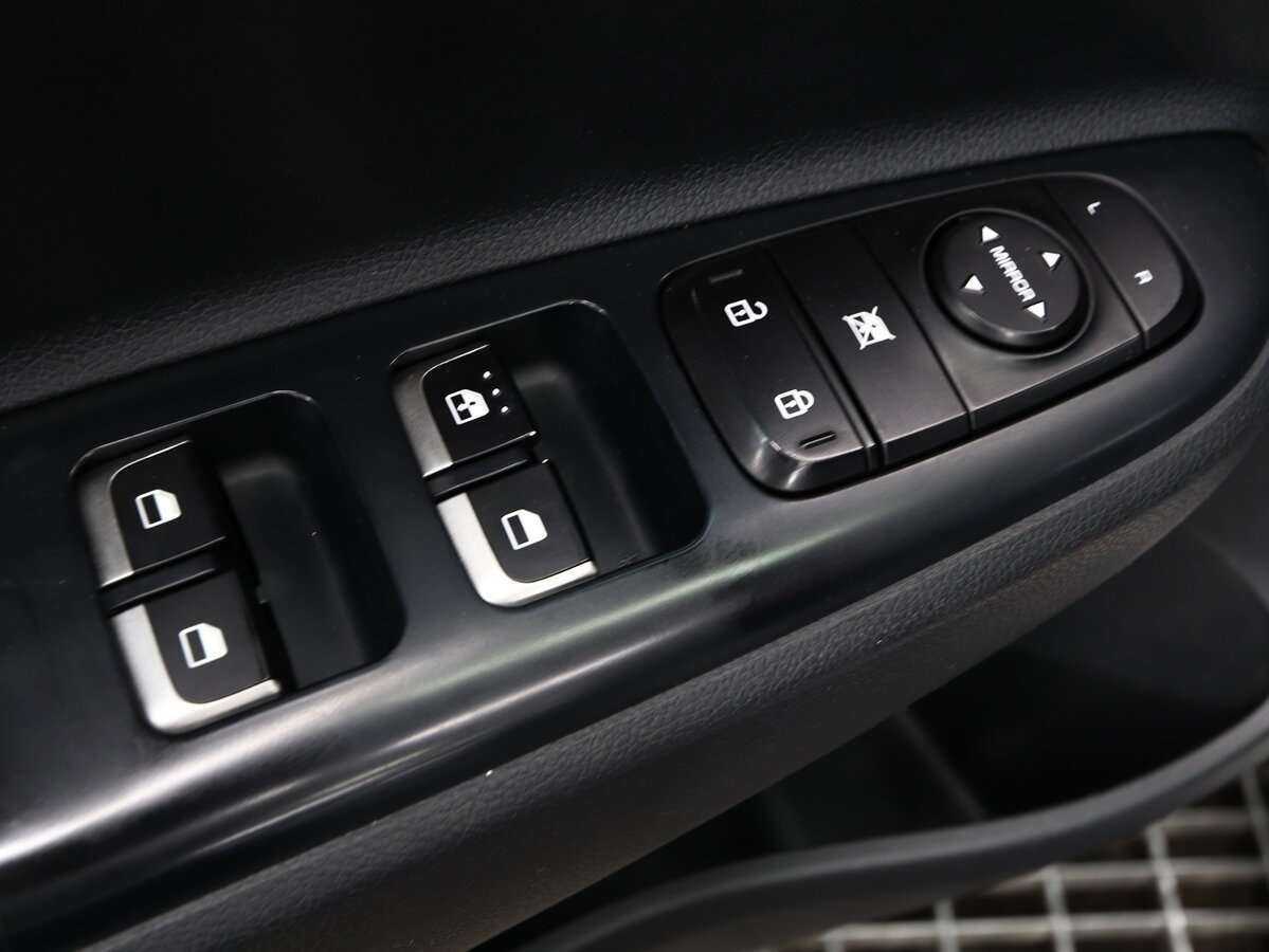 Киа Рио б/у, 2019, Механическая. Фото: #8