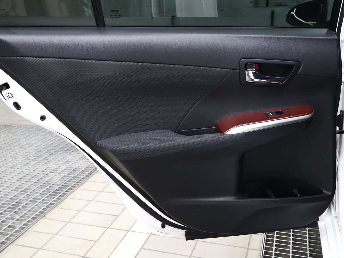 Тойота Камри б/у, 2013, Автоматическая. Фото: #10