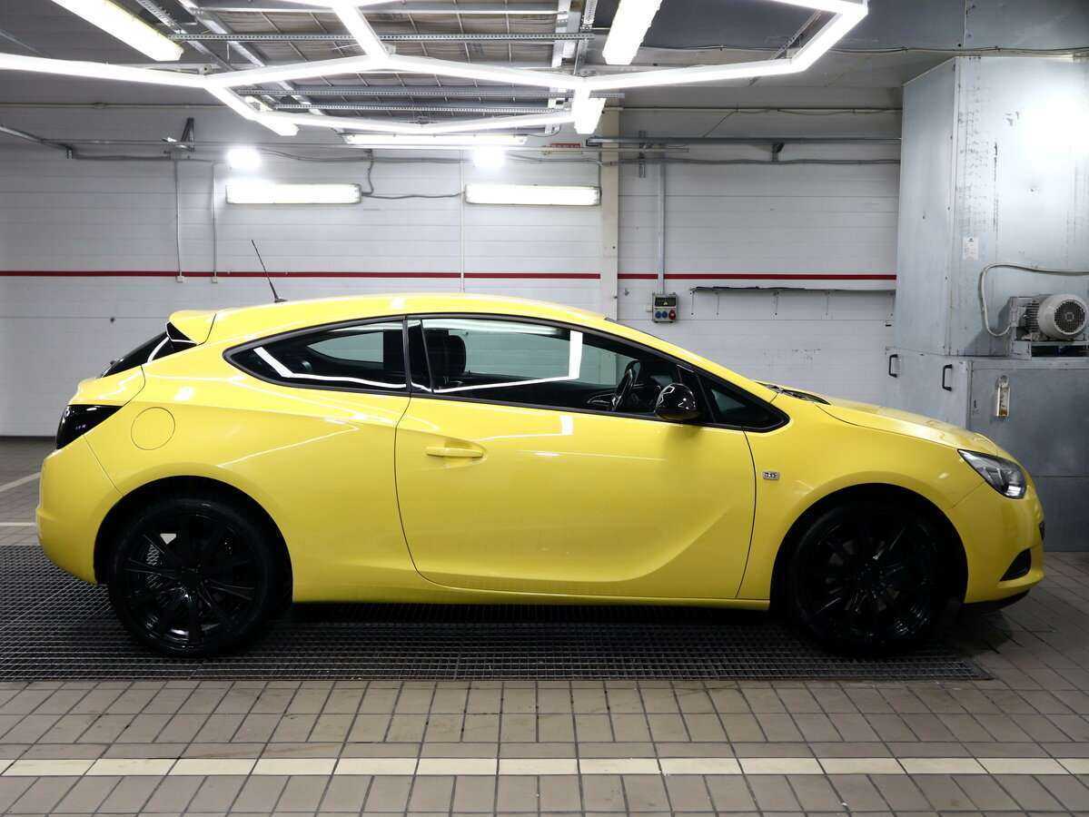 Опель Астра б/у, 2014, Автоматическая. Фото: #2