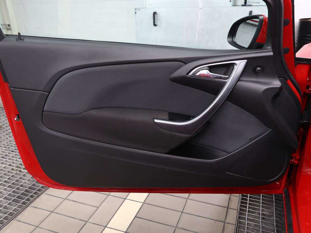 Опель Астра б/у, 2012, Автоматическая. Фото: #5