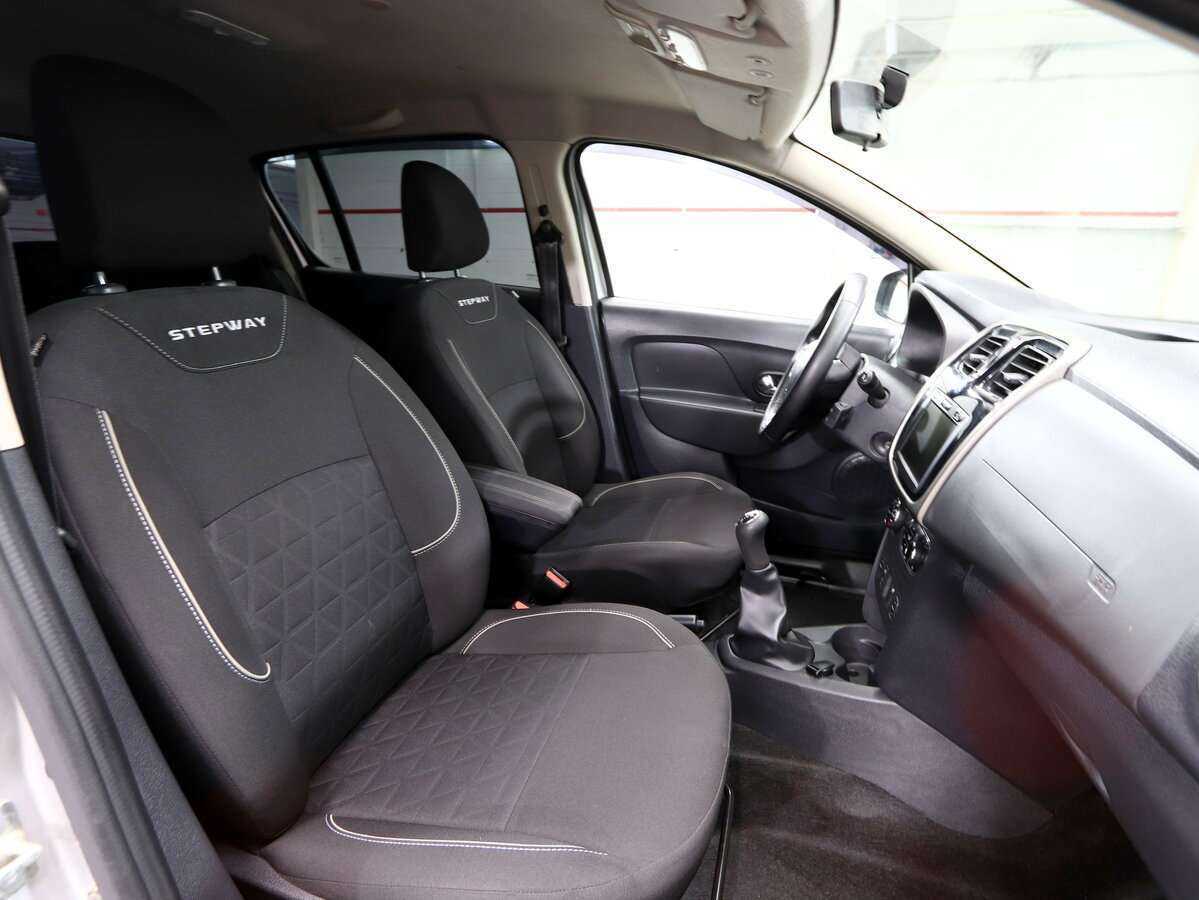 Рено Сандеро б/у, 2020, Механическая. Фото: #8