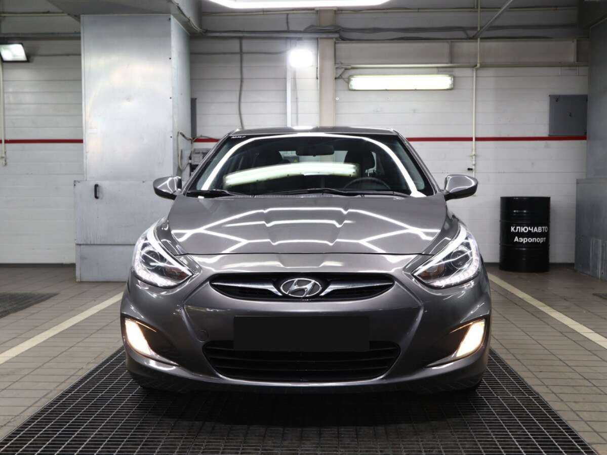 Хендай Солярис б/у, 2014, Автоматическая. Фото: #2