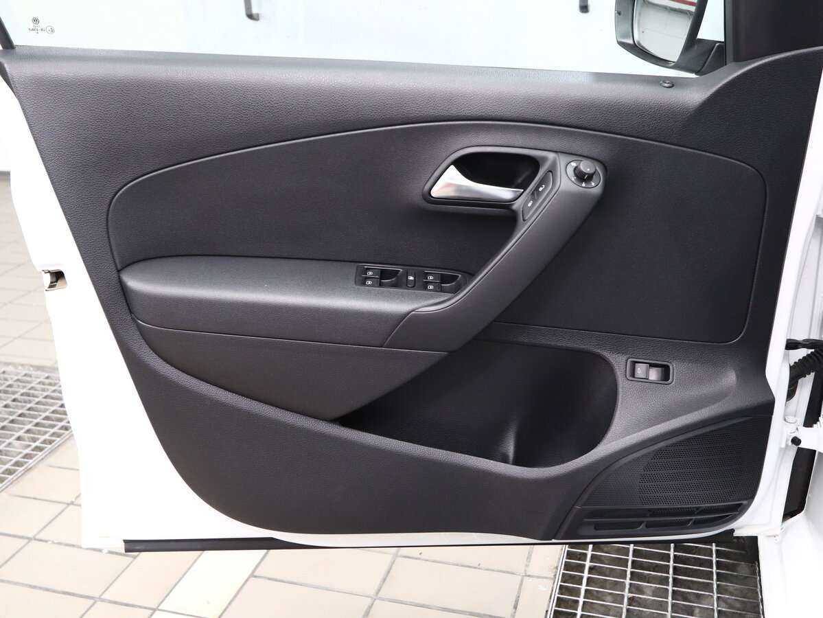 Фольксваген Поло б/у, 2019, Роботизированная. Фото: #5