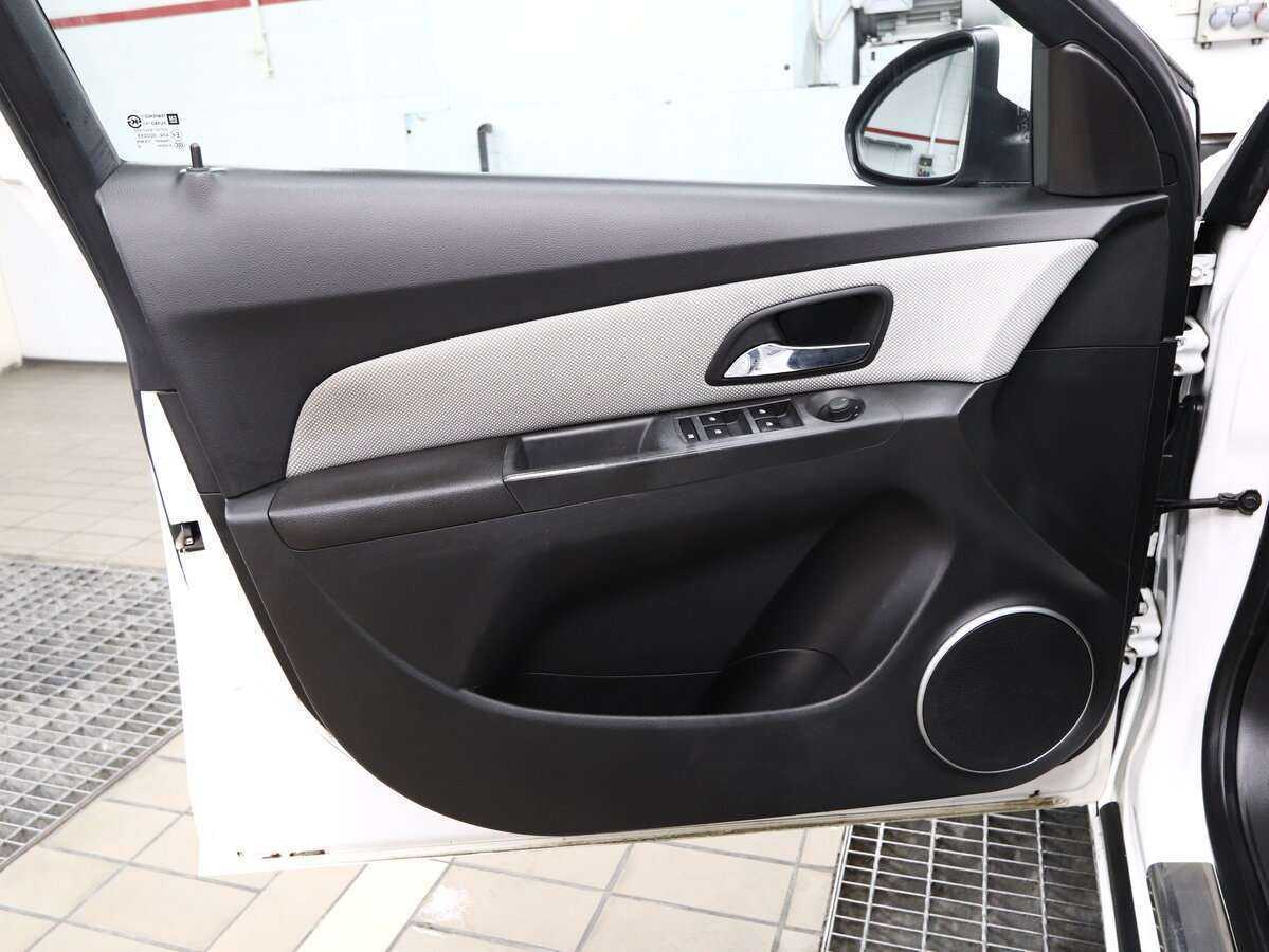 Шевроле Круз б/у, 2012, Автоматическая. Фото: #5