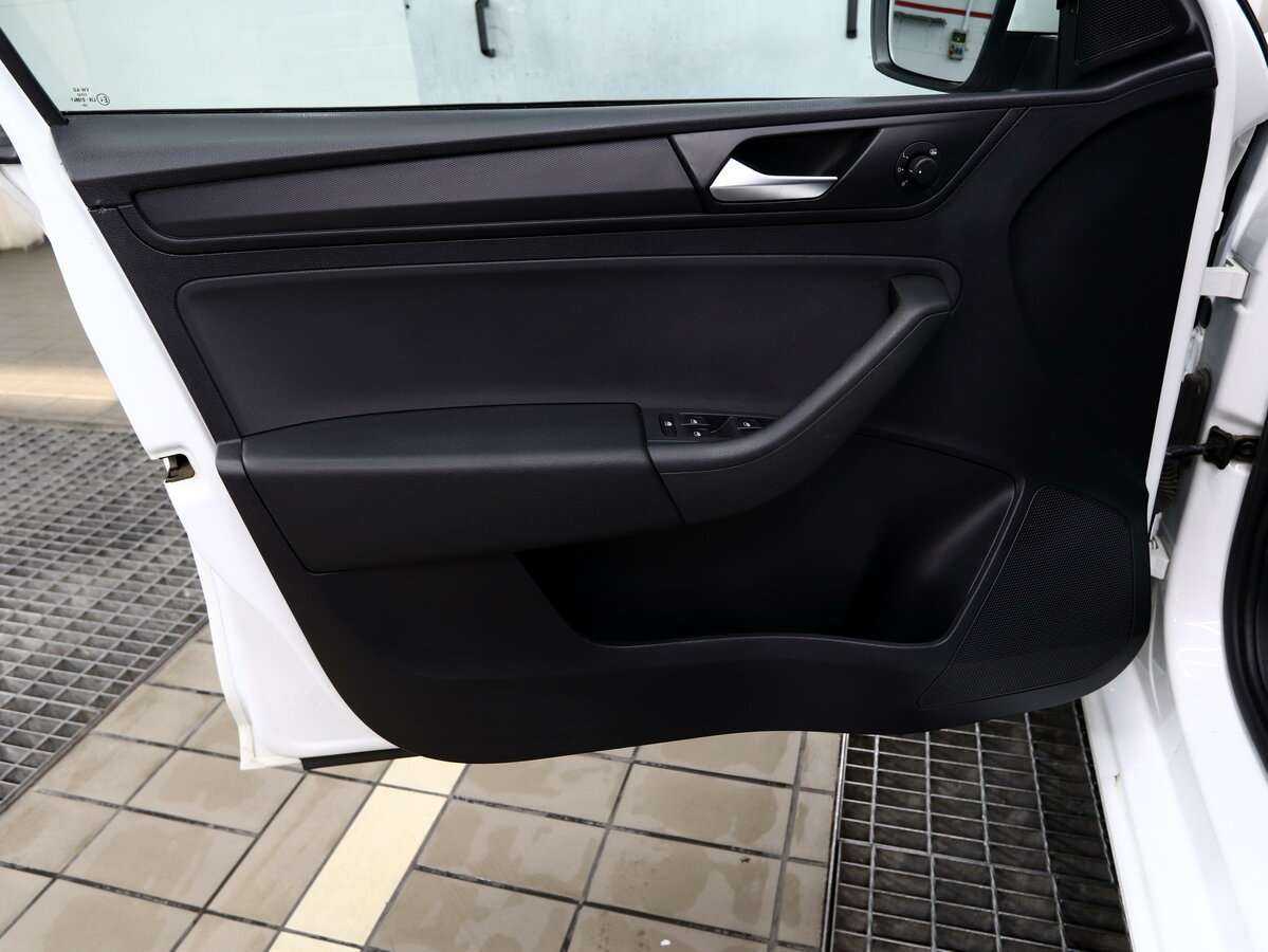 Фольксваген Поло б/у, 2020, Механическая. Фото: #7