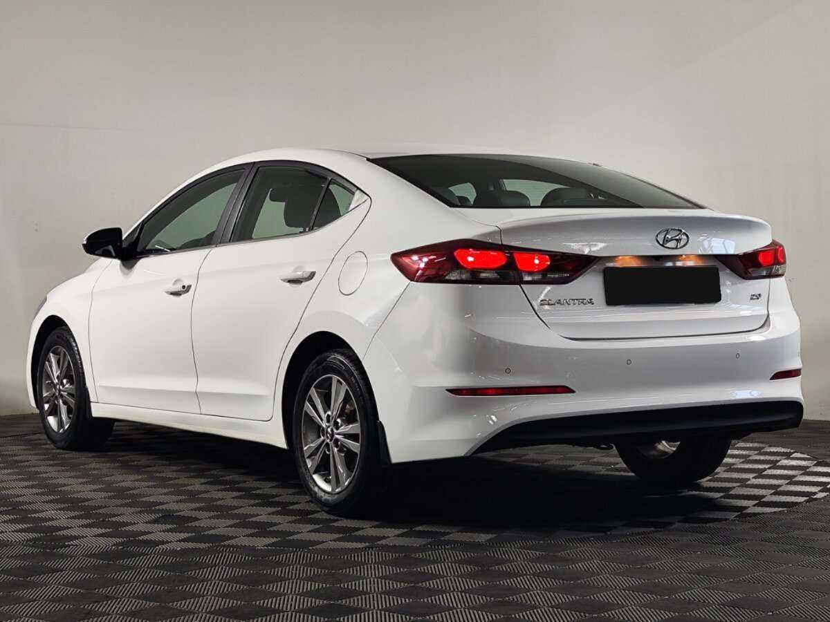 Хендай Елантра б/у, 2016, Автоматическая. Фото: #3