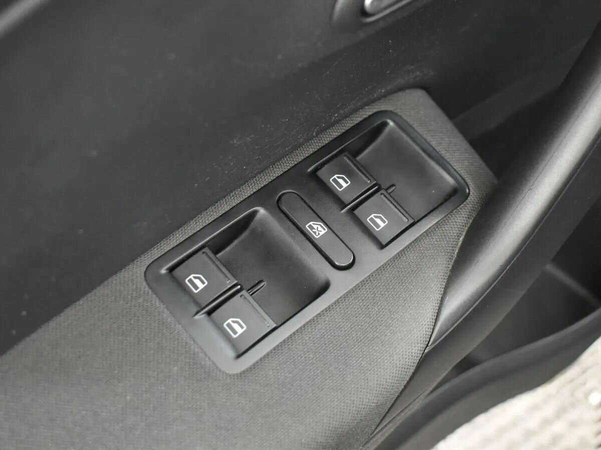 Фольксваген Поло б/у, 2017, Роботизированная. Фото: #7