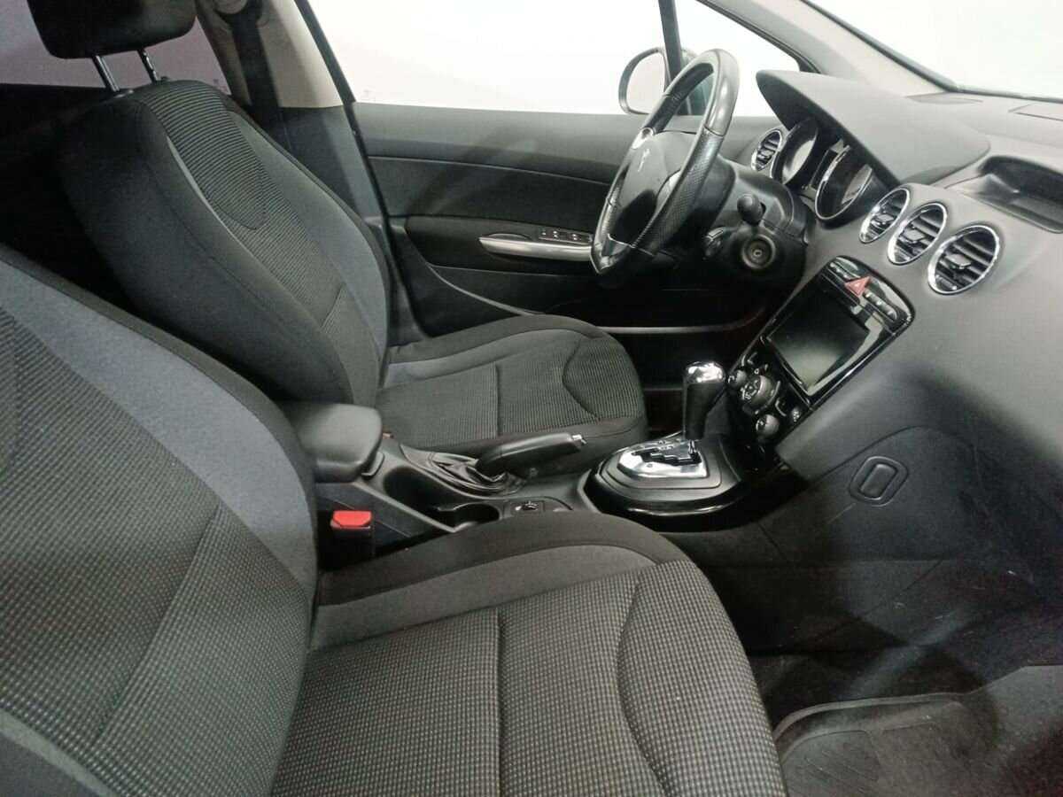 Пежо 408 б/у, 2018, Автоматическая. Фото: #9