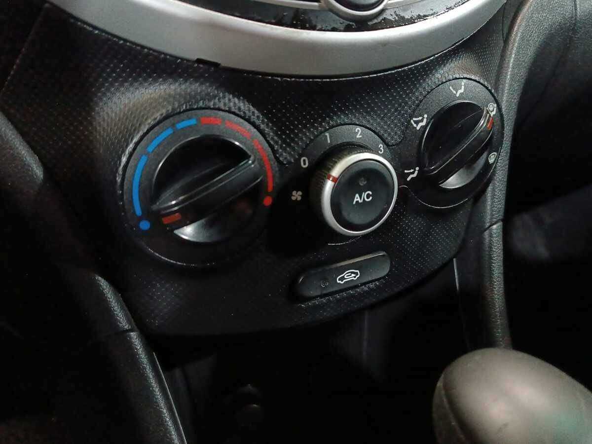 Хендай Солярис б/у, 2012, Автоматическая. Фото: #13