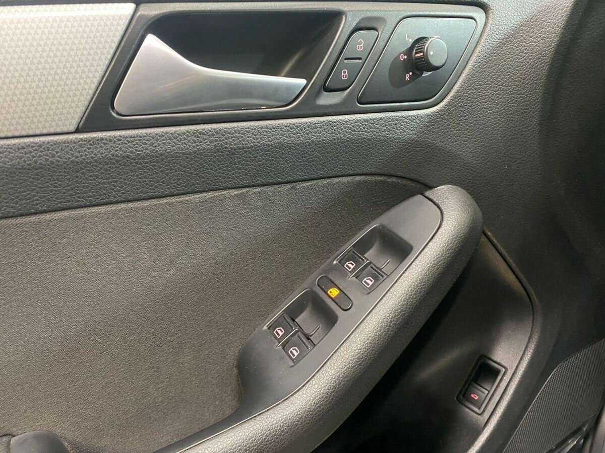 Фольксваген Джетта б/у, 2013, Механическая. Фото: #15