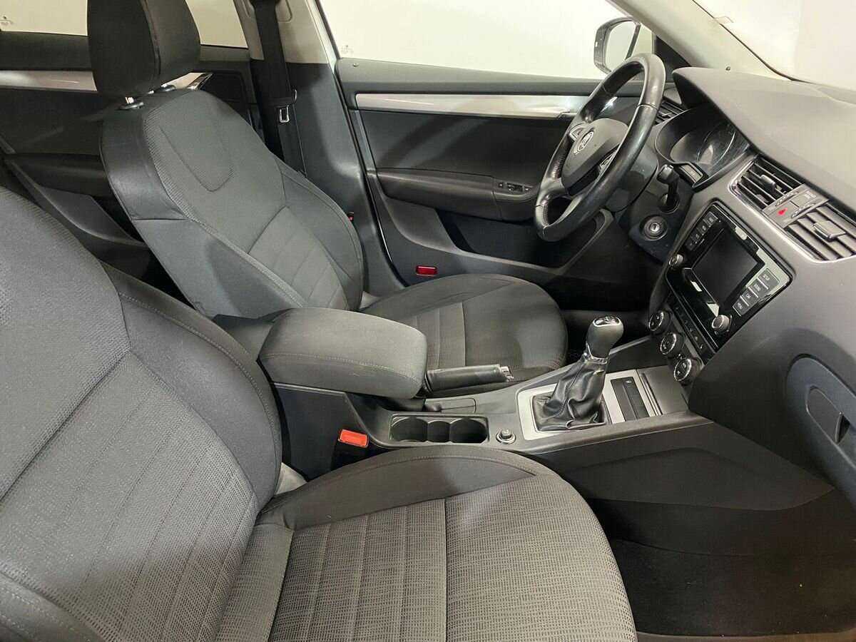 Шкода Октавия б/у, 2013, Механическая. Фото: #8