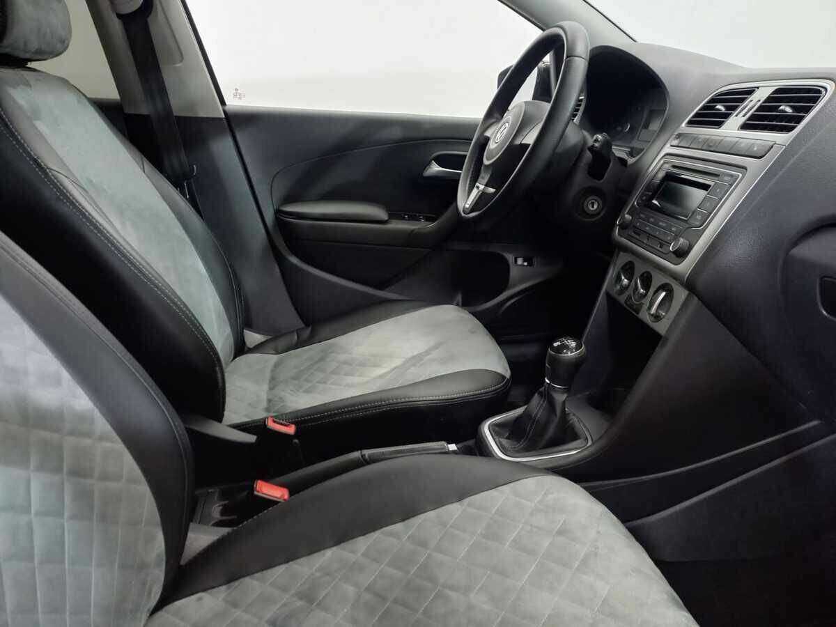 Фольксваген Поло б/у, 2013, Механическая. Фото: #9