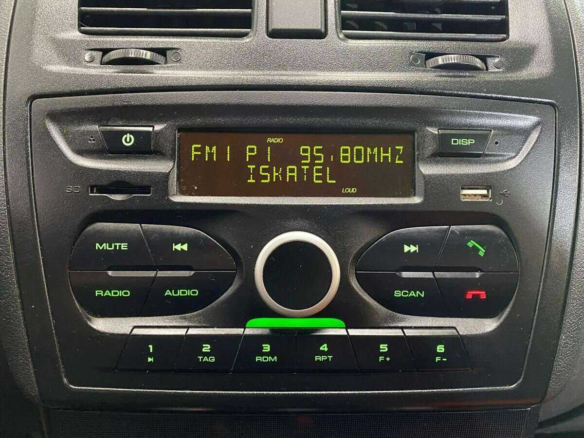 Лада (ВАЗ) Калина б/у, 2015, Механическая. Фото: #12