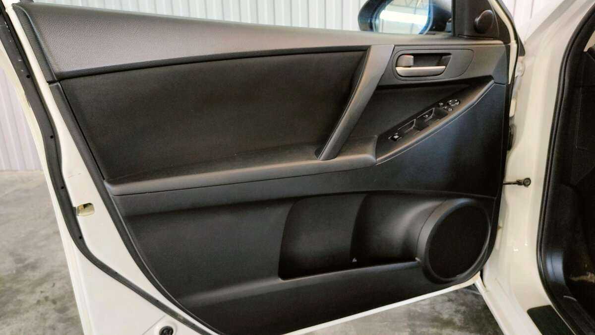 Мазда 3 б/у, 2012, Автоматическая. Фото: #10