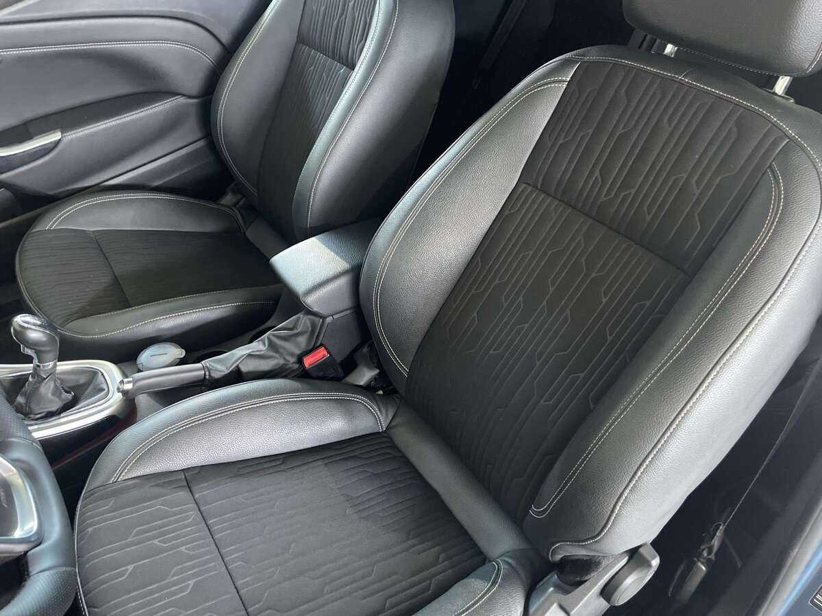 Опель Астра б/у, 2014, Механическая. Фото: #17