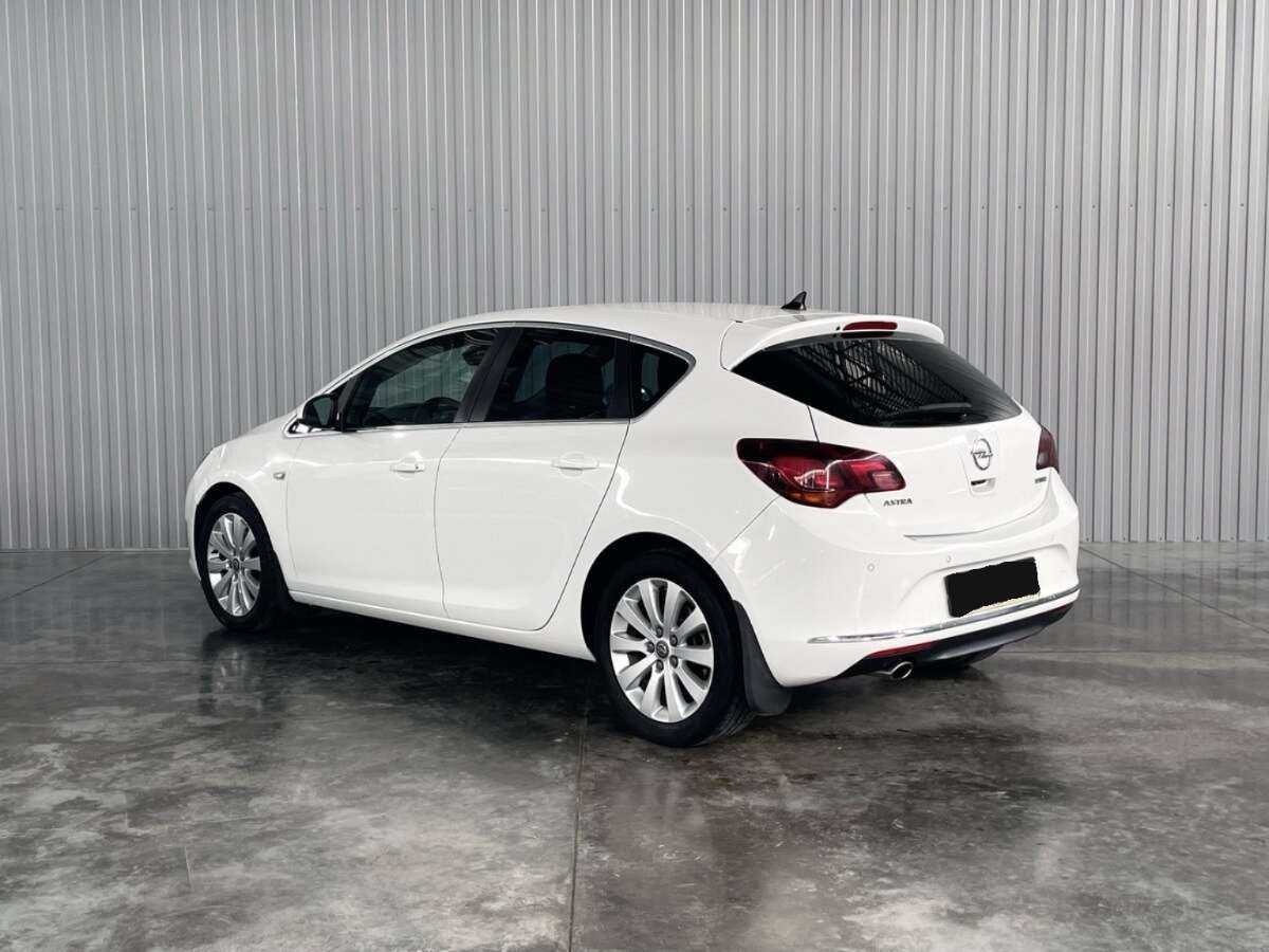 Опель Астра б/у, 2014, Автоматическая. Фото: #6