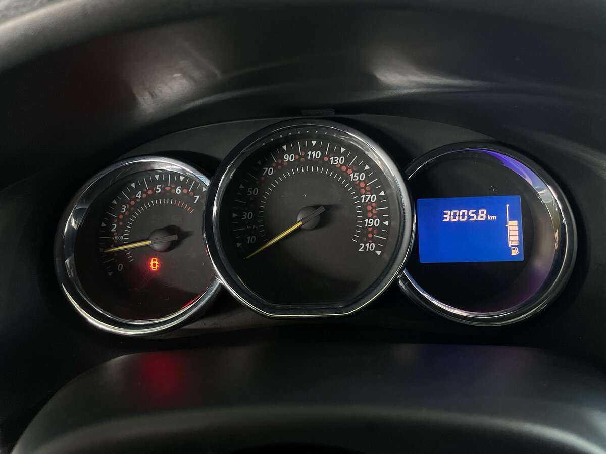 Рено Сандеро б/у, 2018, Механическая. Фото: #11