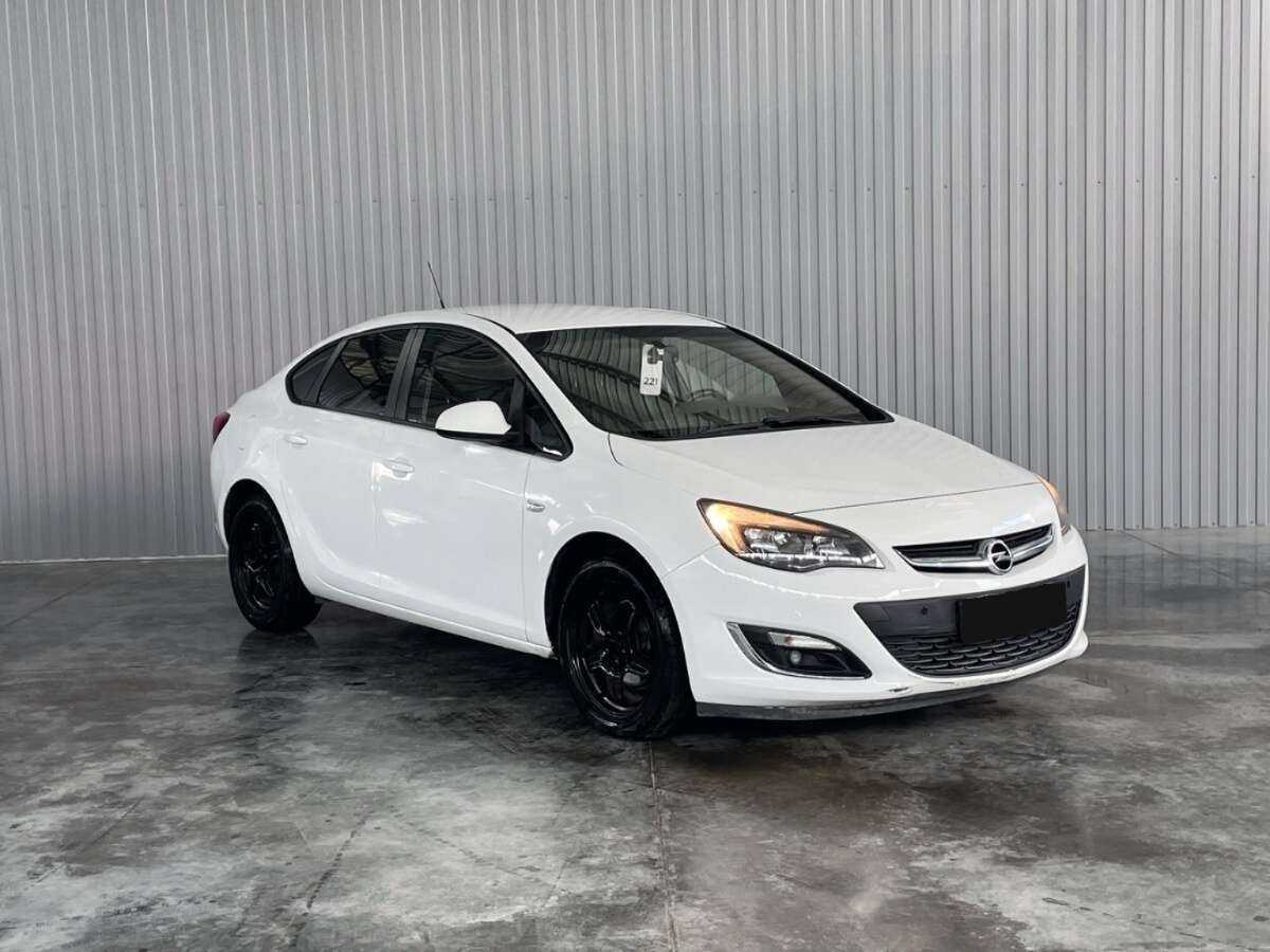 Опель Астра б/у, 2013, Автоматическая. Фото: #2