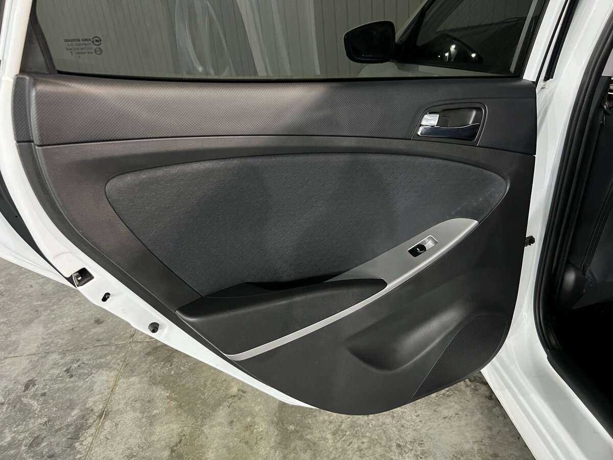 Хендай Солярис б/у, 2014, Механическая. Фото: #12