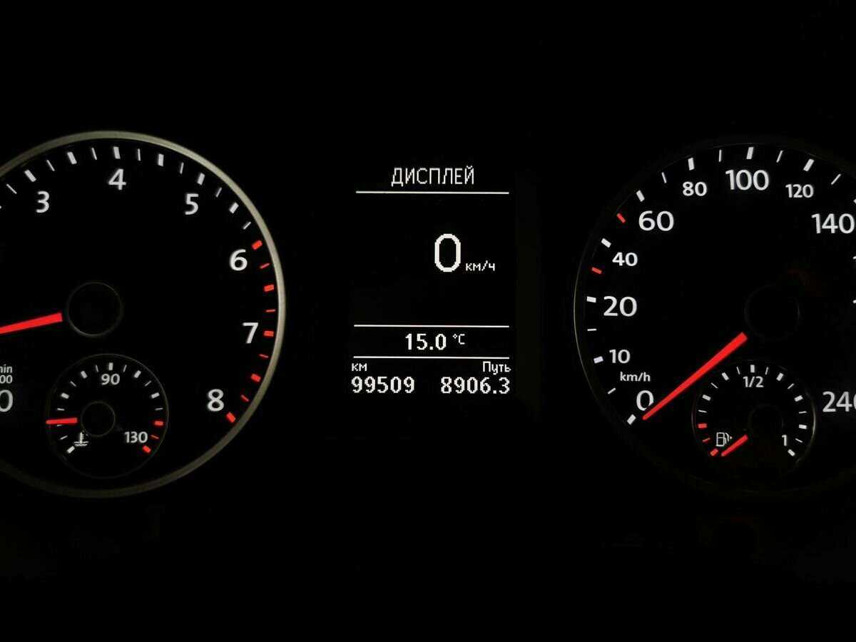 Фольксваген Тигуан б/у, 2015, Автоматическая. Фото: #15