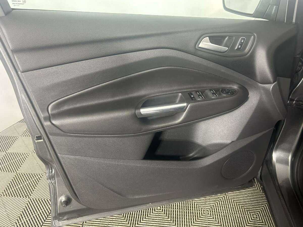 Форд Куга б/у, 2015, Механическая. Фото: #7