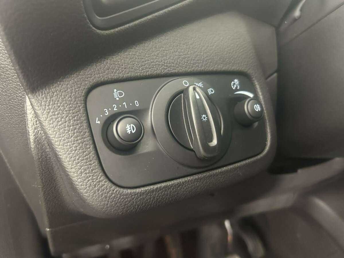 Форд Куга б/у, 2015, Механическая. Фото: #8