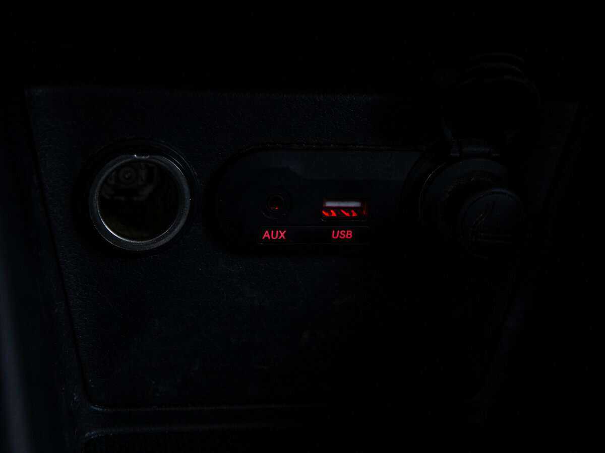 Киа Рио б/у, 2017, Механическая. Фото: #15