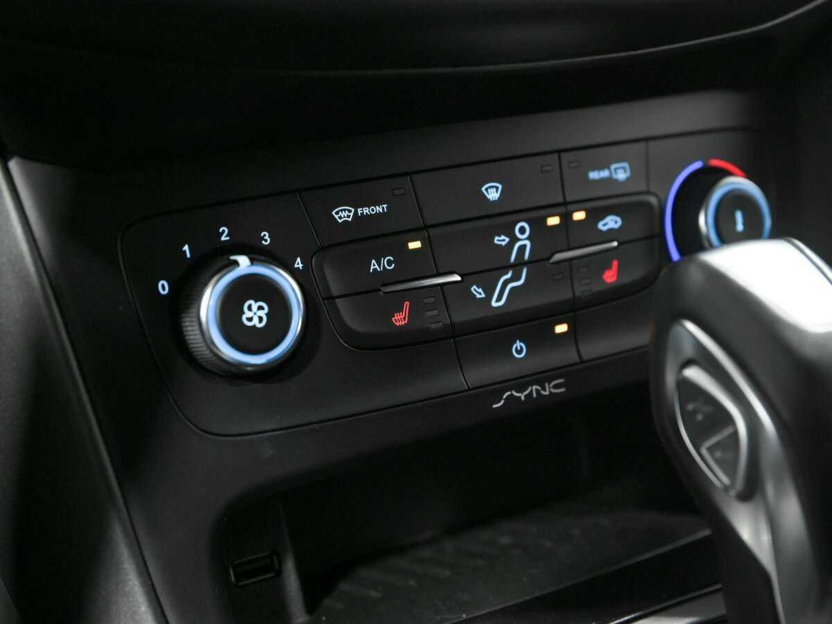 Форд Фокус б/у, 2017, Роботизированная. Фото: #9