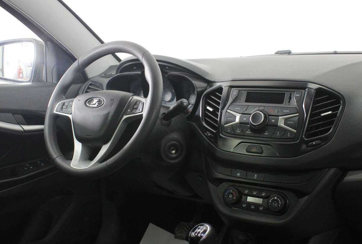 Лада (ВАЗ) Веста б/у, 2022, Механическая. Фото: #6