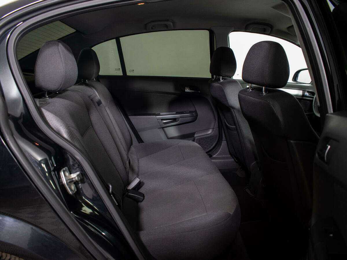 Опель Астра б/у, 2014, Автоматическая. Фото: #7