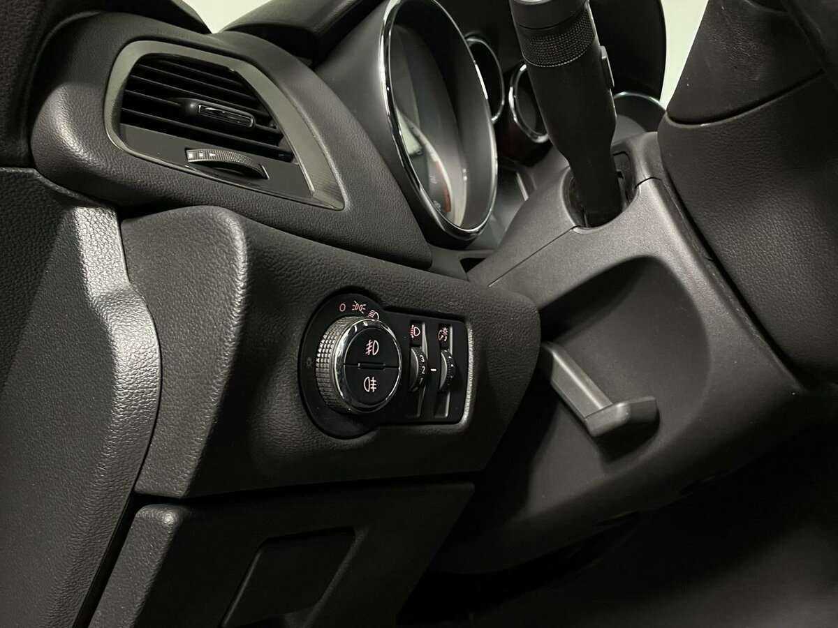 Опель Астра б/у, 2012, Автоматическая. Фото: #8