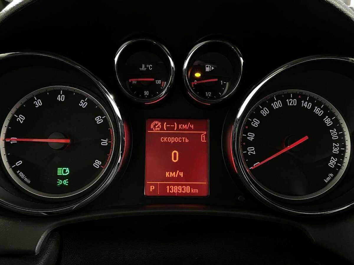 Опель Астра б/у, 2013, Автоматическая. Фото: #10