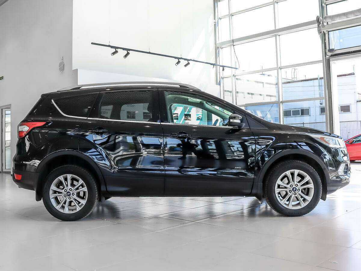 Форд Куга б/у, 2016, Автоматическая. Фото: #3