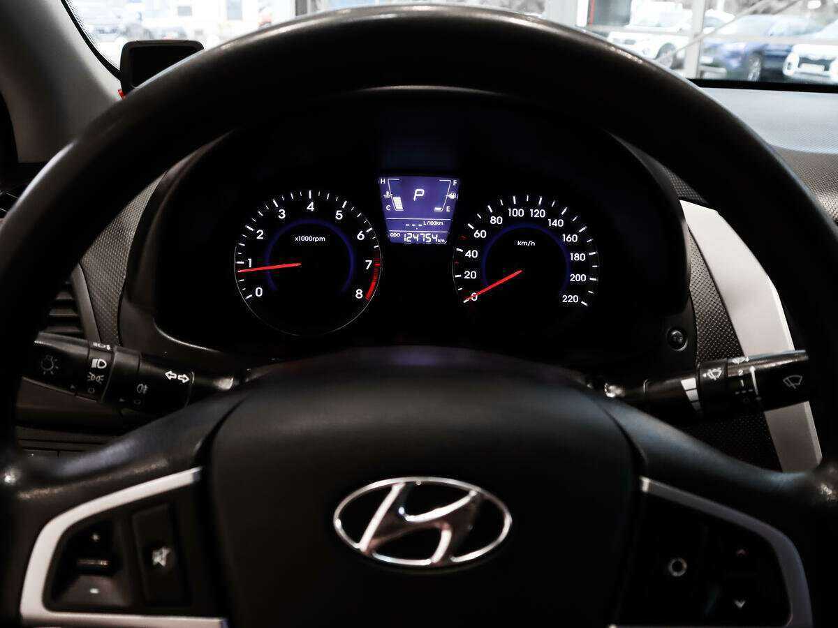 Хендай Солярис б/у, 2012, Автоматическая. Фото: #15