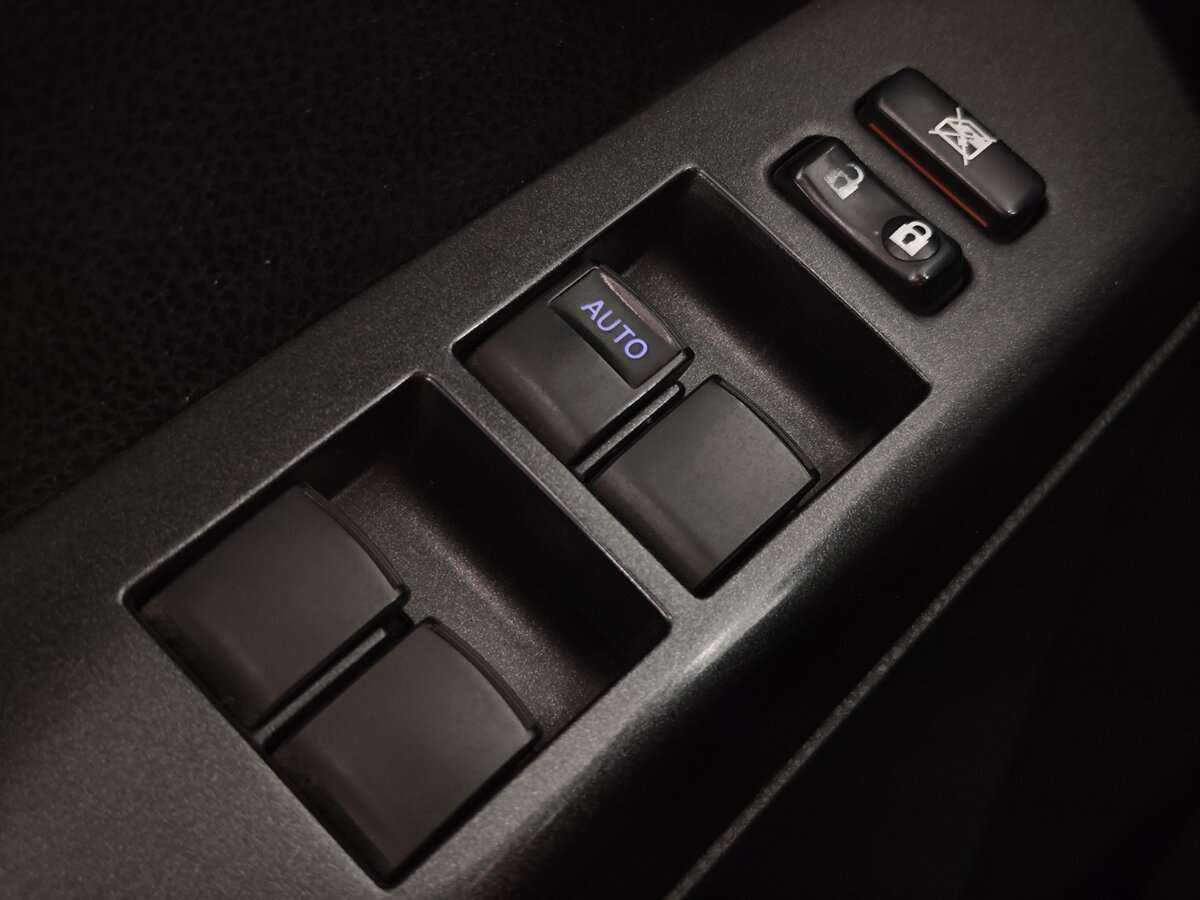 Тойота Рав4 б/у, 2015, Автоматическая. Фото: #17