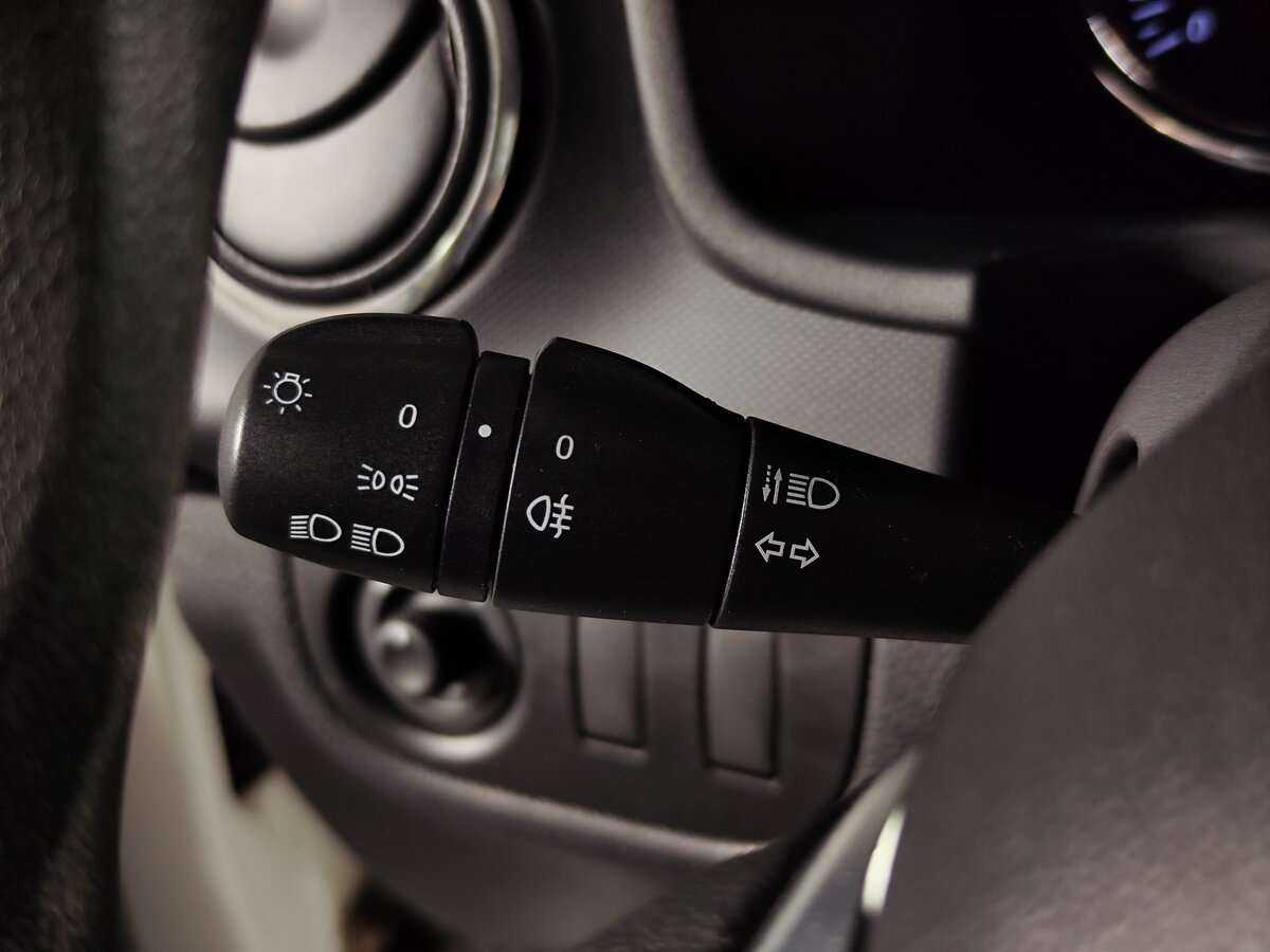 Рено Логан б/у, 2019, Автоматическая. Фото: #13