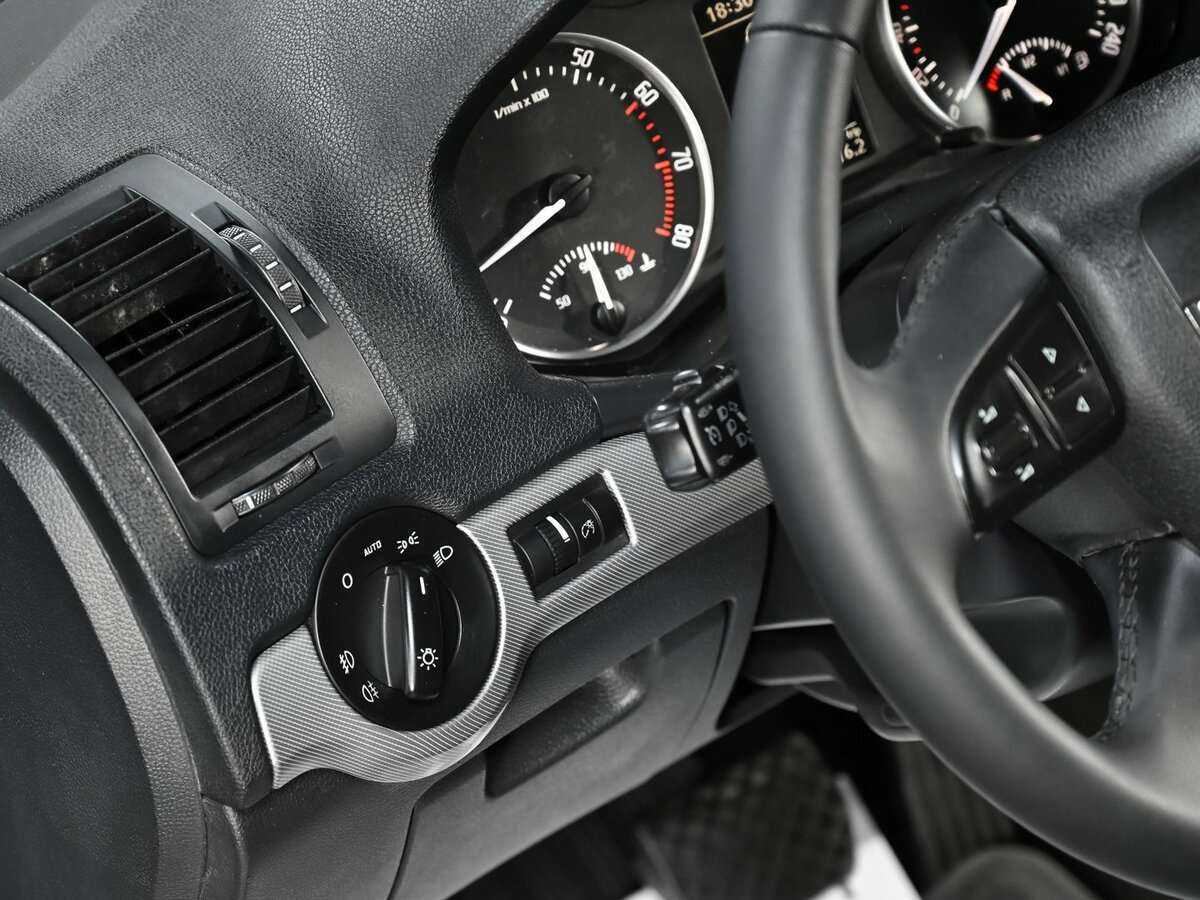 Шкода Октавия б/у, 2012, Автоматическая. Фото: #7