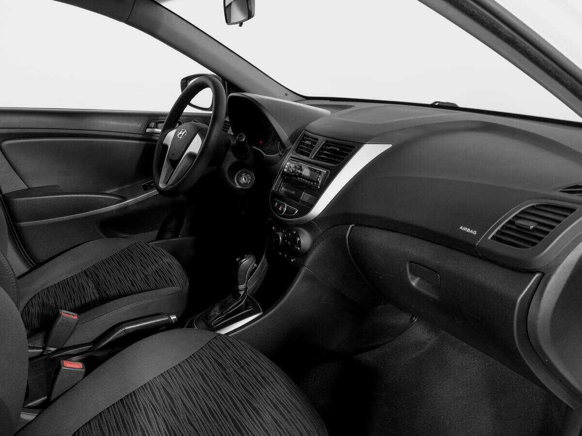 Хендай Солярис б/у, 2015, Автоматическая. Фото: #8