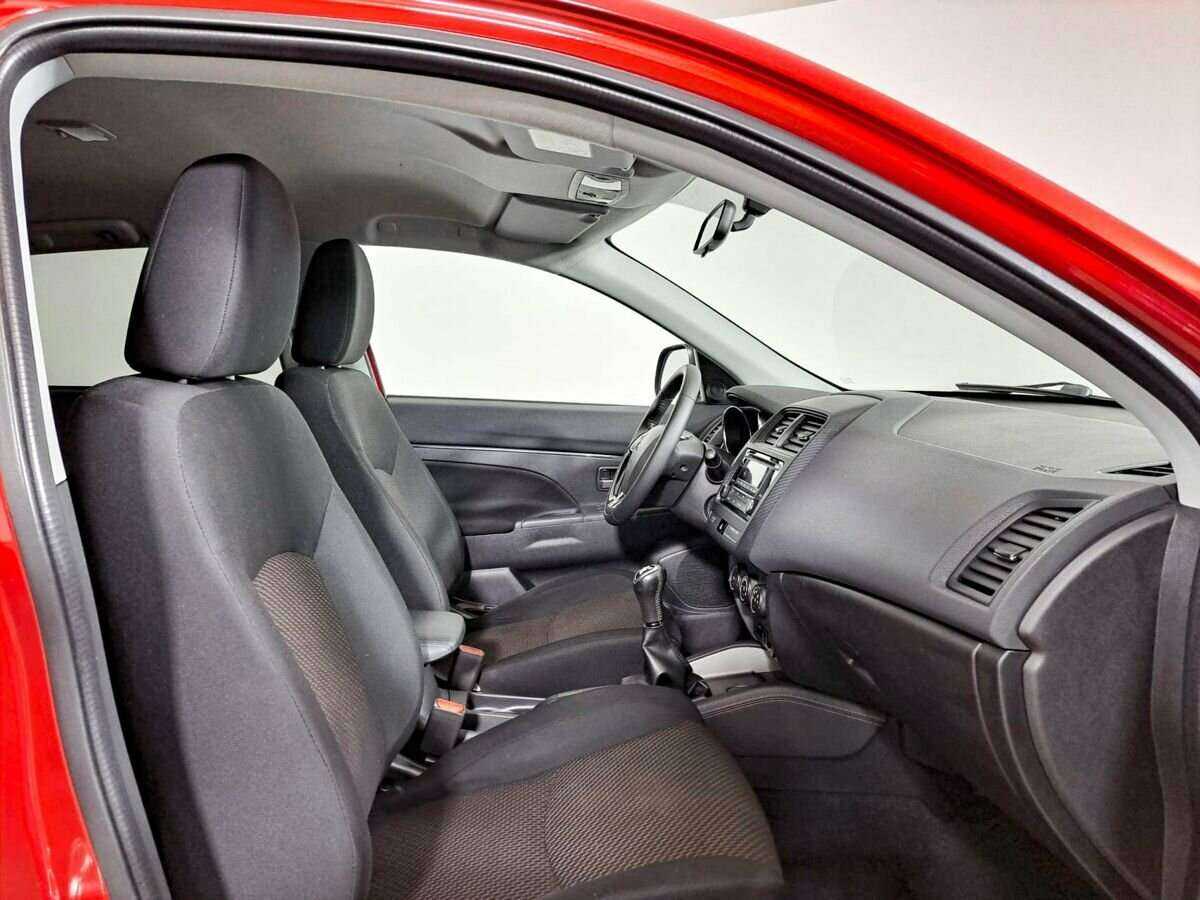 Митсубиши АС-Икс б/у, 2019, Механическая. Фото: #8