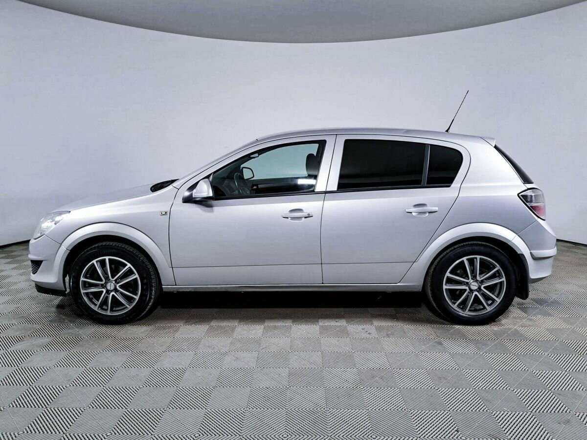 Опель Астра б/у, 2013, Механическая. Фото: #7