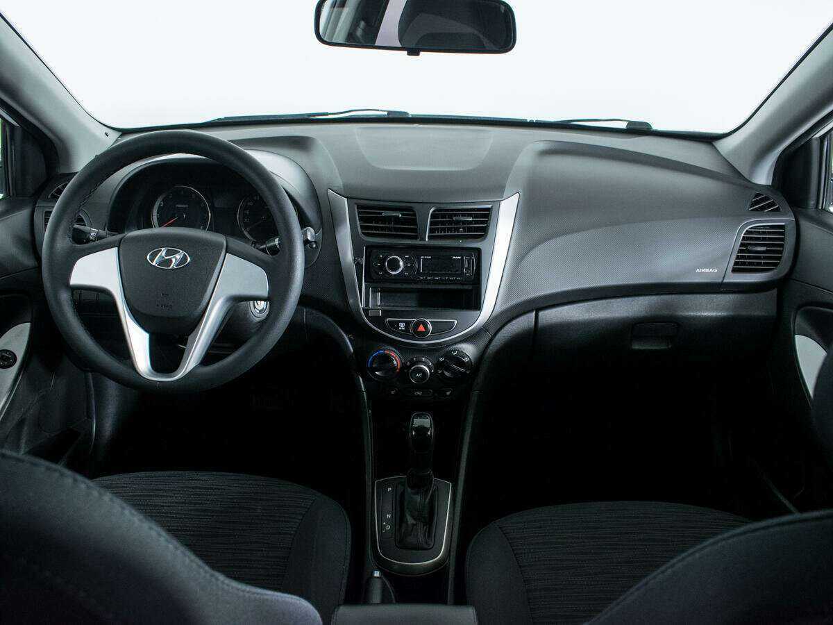 Хендай Солярис б/у, 2015, Автоматическая. Фото: #11