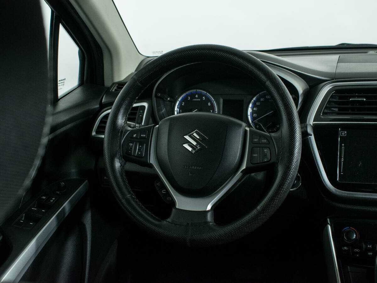 Сузуки С-Икс4 б/у, 2018, Автоматическая. Фото: #13