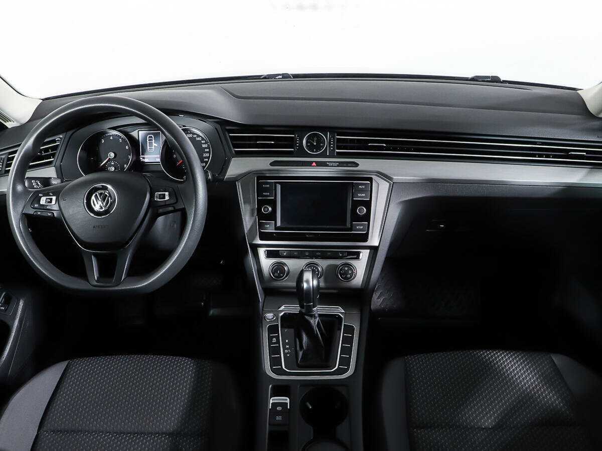 Фольксваген Пассат б/у, 2017, Роботизированная. Фото: #11