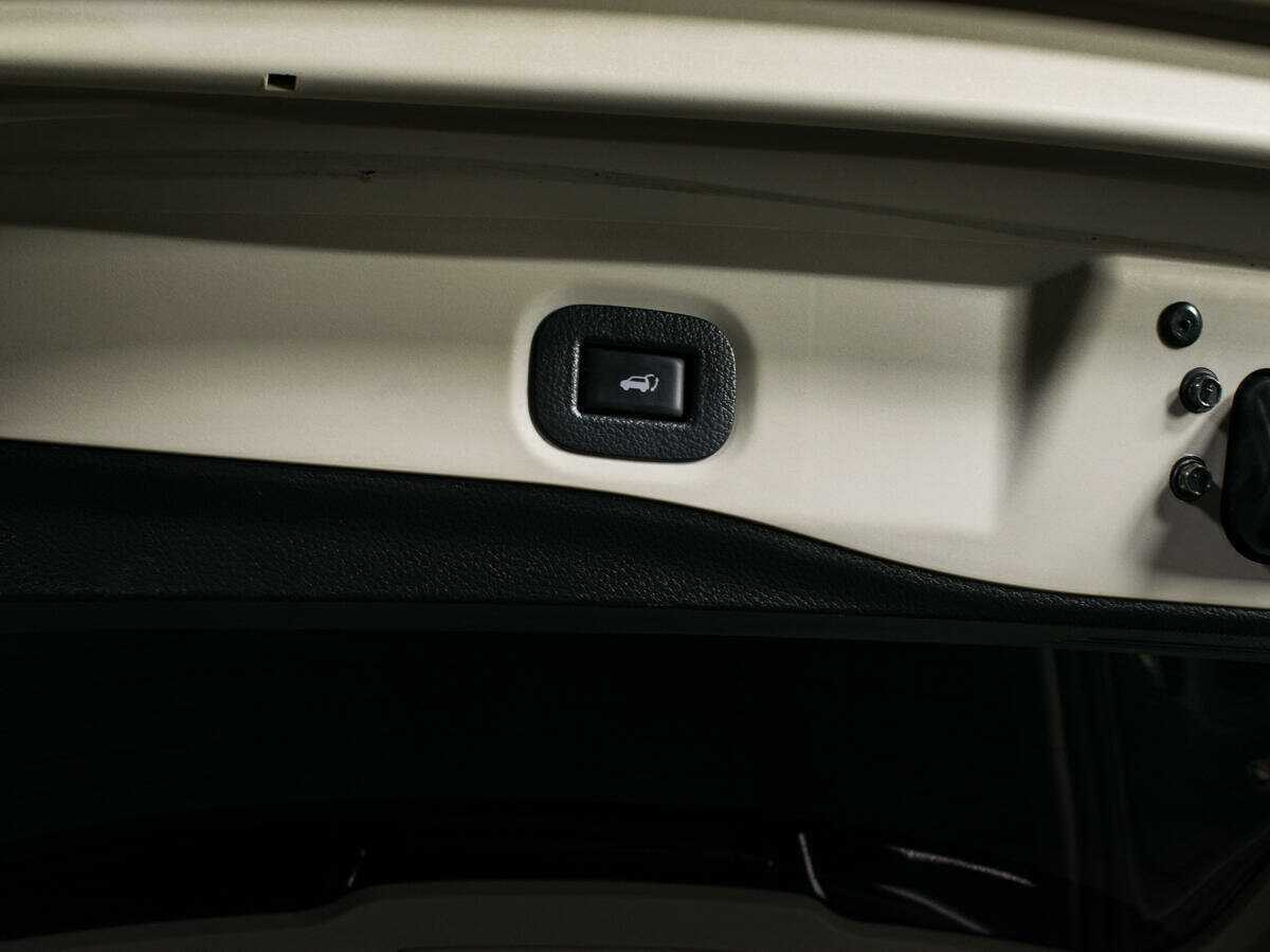 Ниссан Икс-Трейл б/у, 2016, Вариатор. Фото: #9